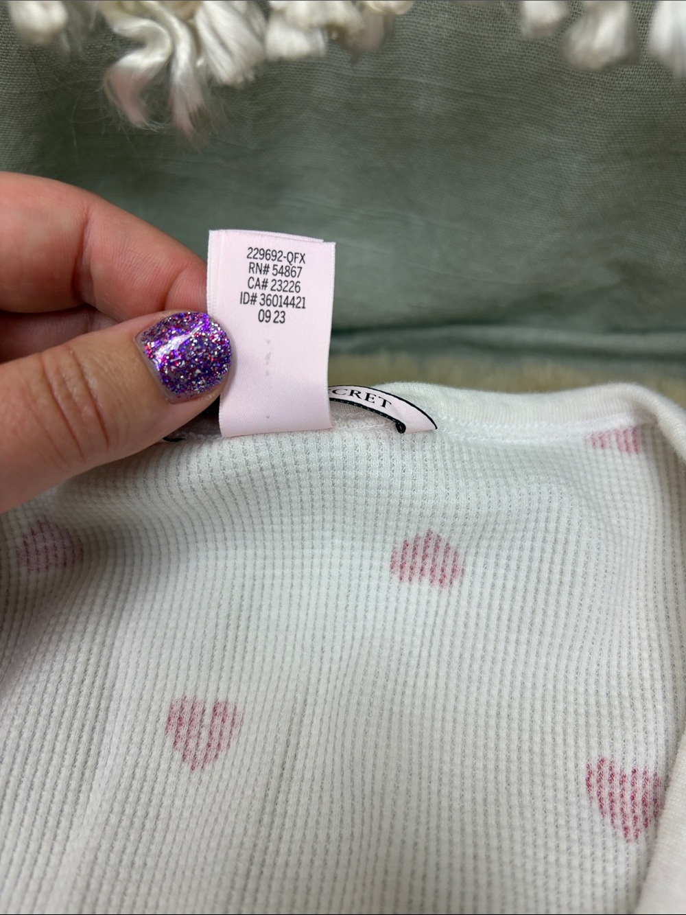Victoria's Secret Thermal Waffle Knit Red Hearts on White Sleep-shirt PJ | M - Picture 8 of 10